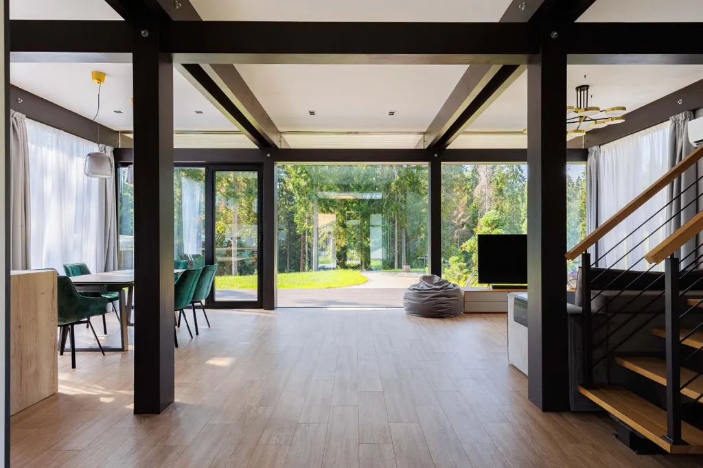 Панорамный вид на лес