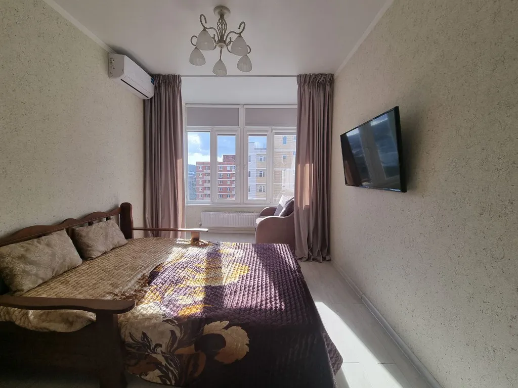 Квартира Комфортная квартира-студия возле озера с видом на горы — Горячий Ключ