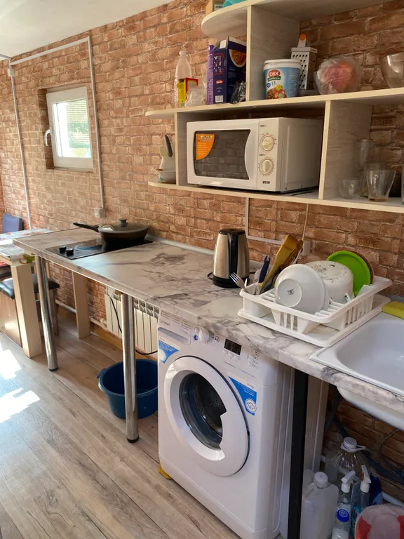 Одноместная комната в большом старинном доме