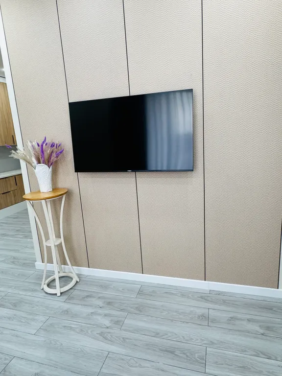 Просторный апартамент в центре Алматы Mega park