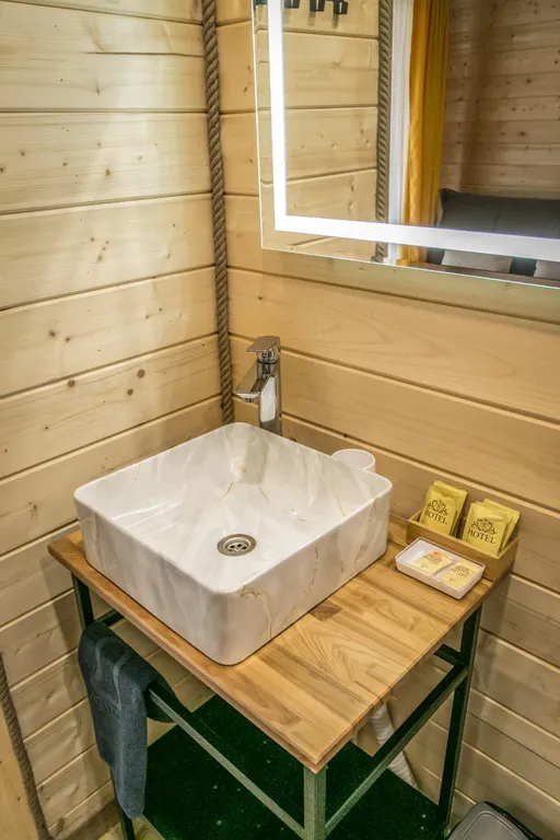 Коттедж для всей компании с видом на горы