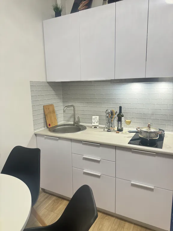 Шикарная квартира с прекрасным видом на бассейны и можжевеловые горы