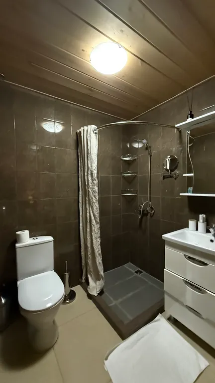 6-комнатный Дом