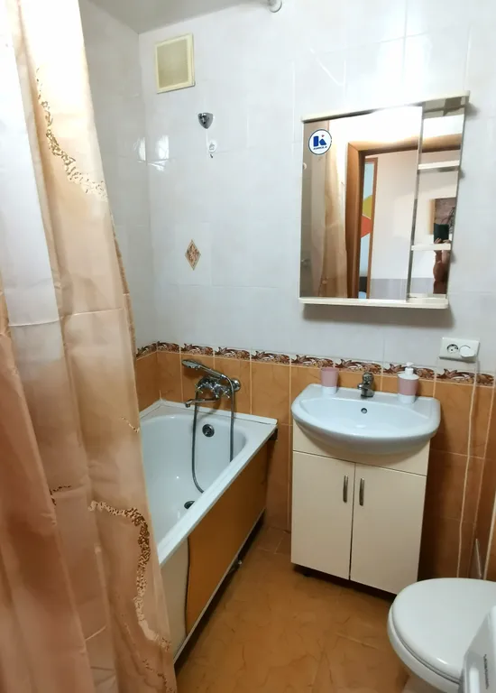 Квартира Квартира рядом с центром с видом на Золотой мост и море — Владивосток