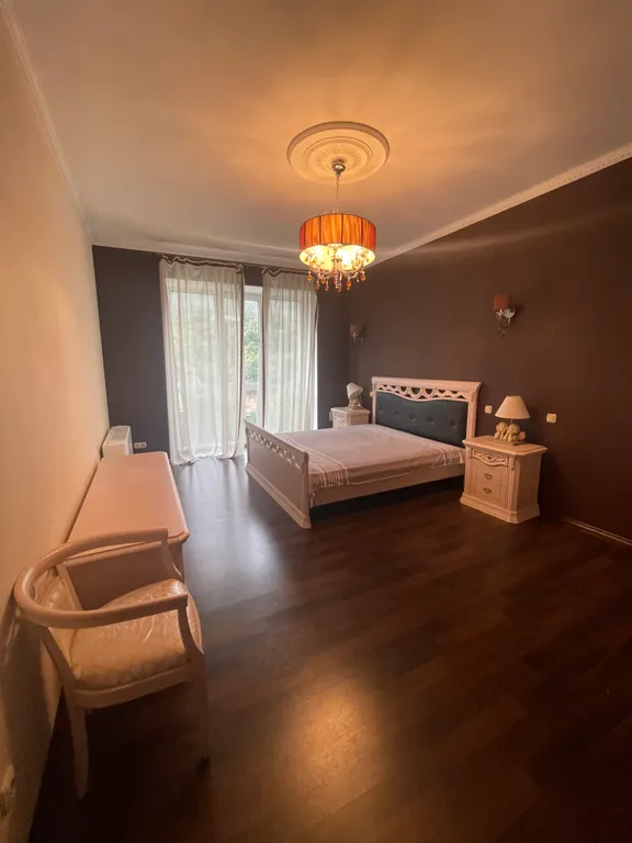 Апарт в Ласпи с террасой, 3 спальни, кухня, у самого моря, для 4-5 человек