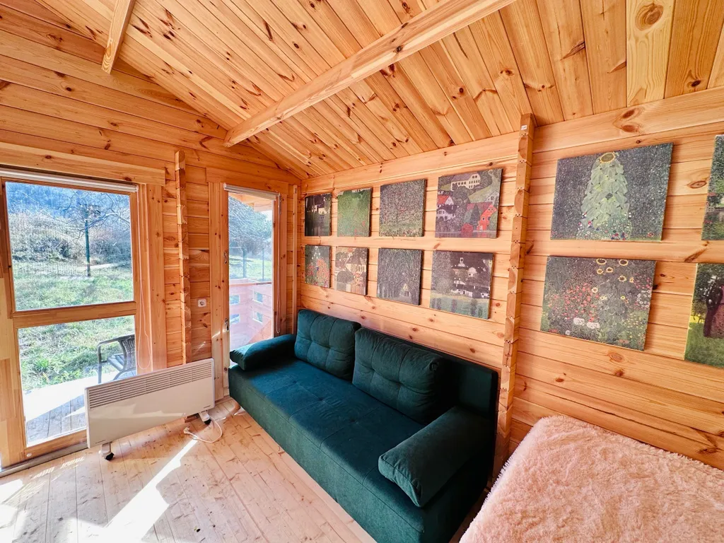 Домик с двориком на Каштаке | 300 м до моря | песчаный пляж