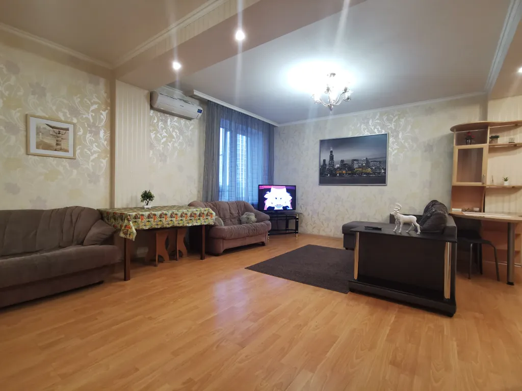 Большая квартира рядом с зоопарком и дельфинарием, метро Заельцовская