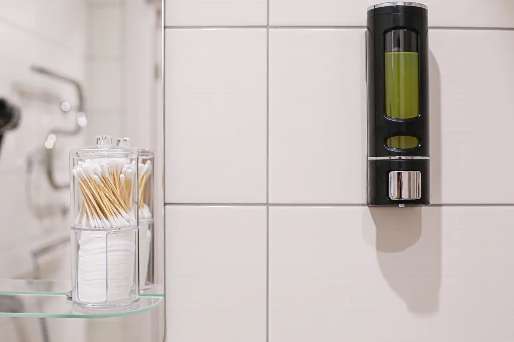 SunSet студия Цветной лев