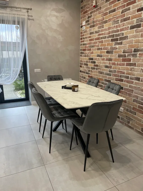 Семейный таунхаус в тихом месте западного побережья