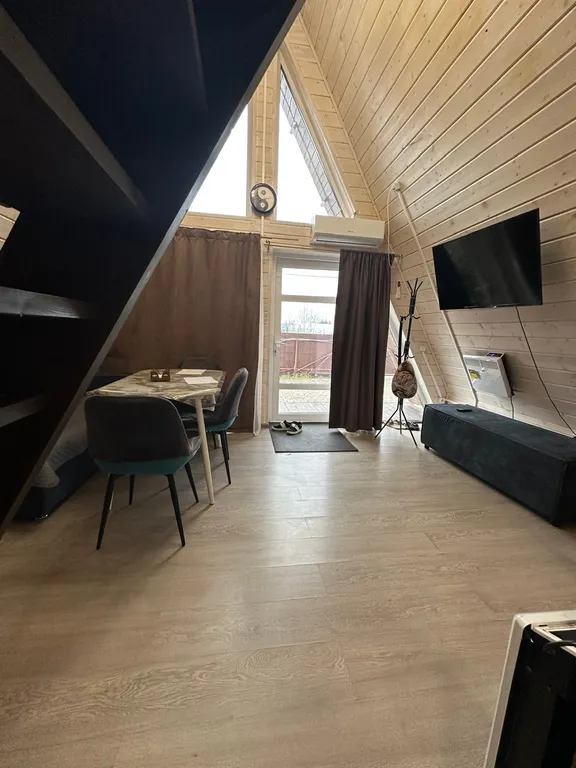 Уютный дом А-фрейм на базе отдыха глэмпинге "Салтыковские