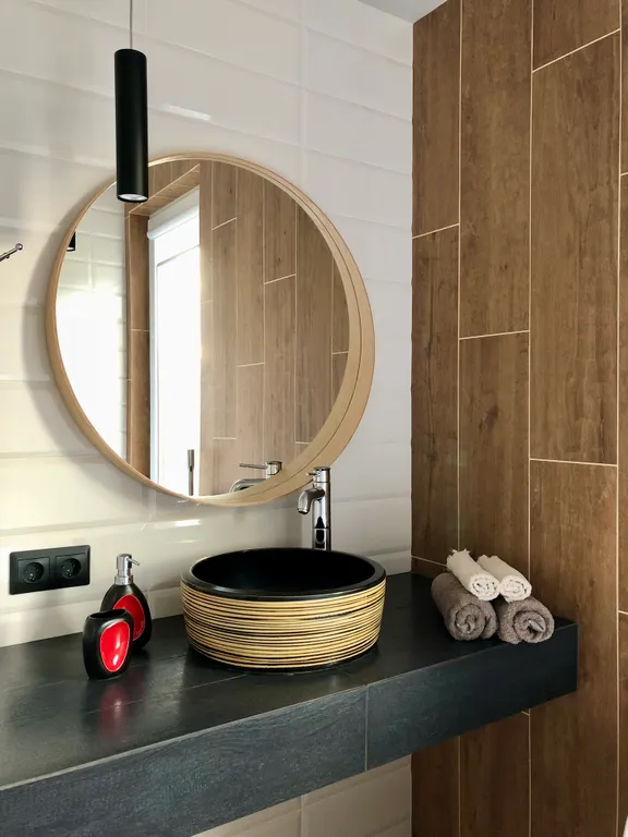 Квартира с большим балконом в горах