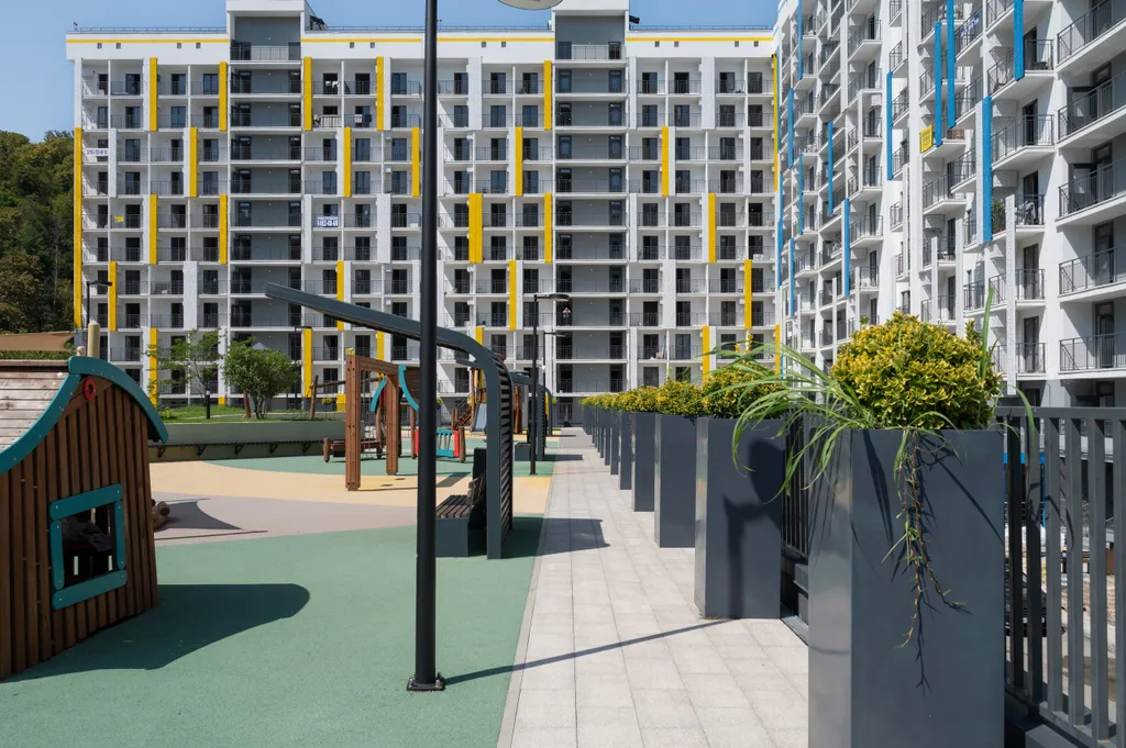 Кудепста Желтые искры