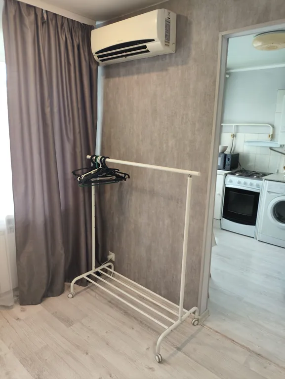 Чистая квартира с балконом, с wi-fi в центре города