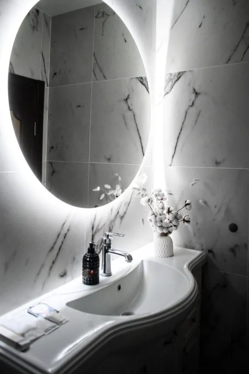 Просторный комфортабельный коттедж в центре города с банным чаном