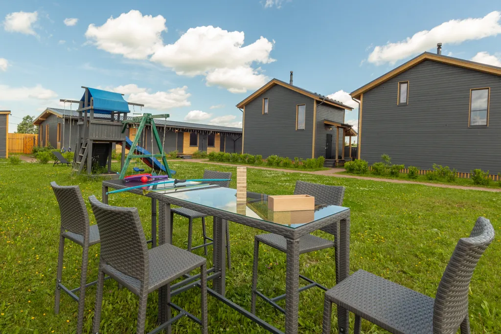 Коттедж с баней и горячей купелью