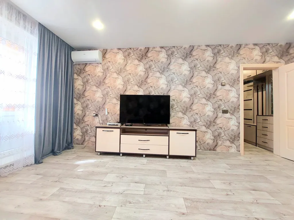 Апартамент 2-х комнатный с камином