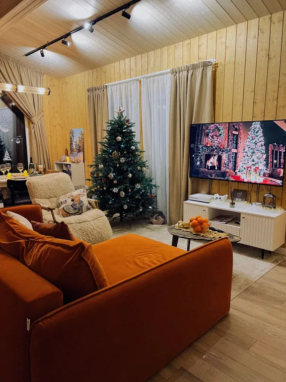 Коттедж Уютный дом с панорамными окнами с выходом на террасу — аренда посуточно в Ступино