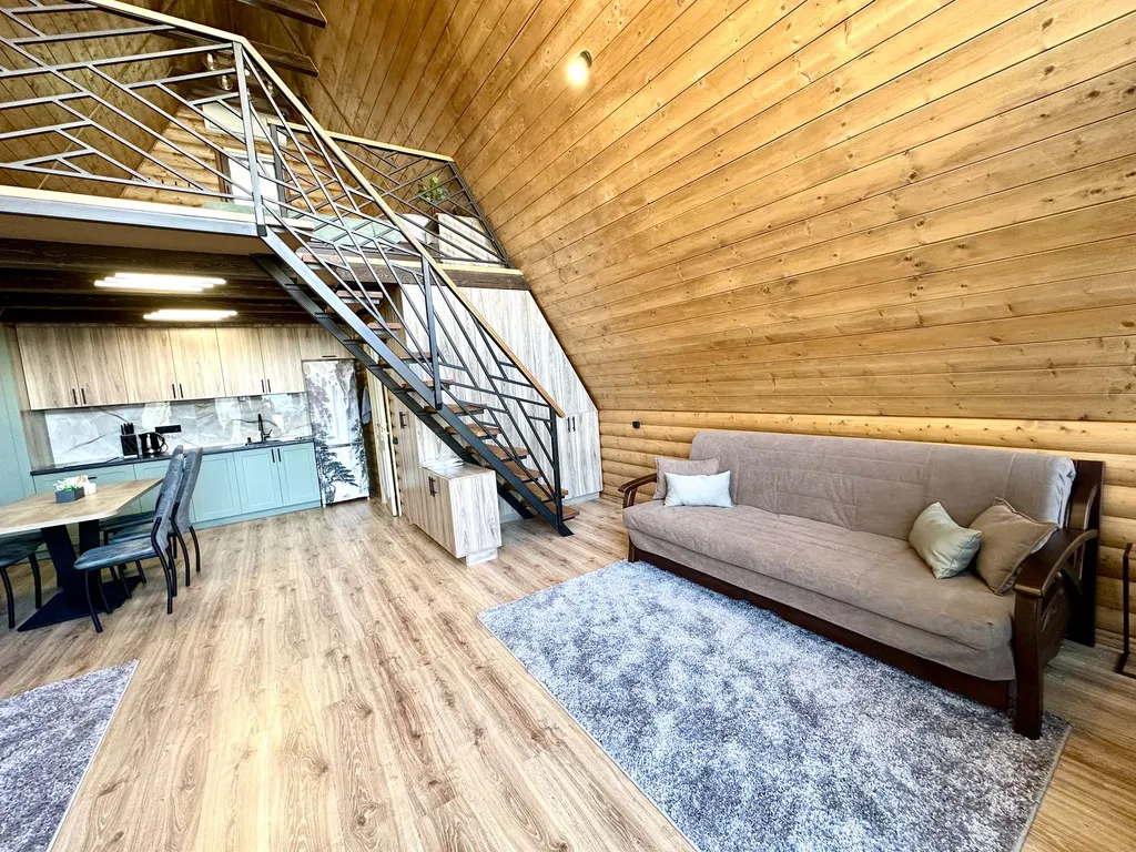 А-фрейм с видом на горы