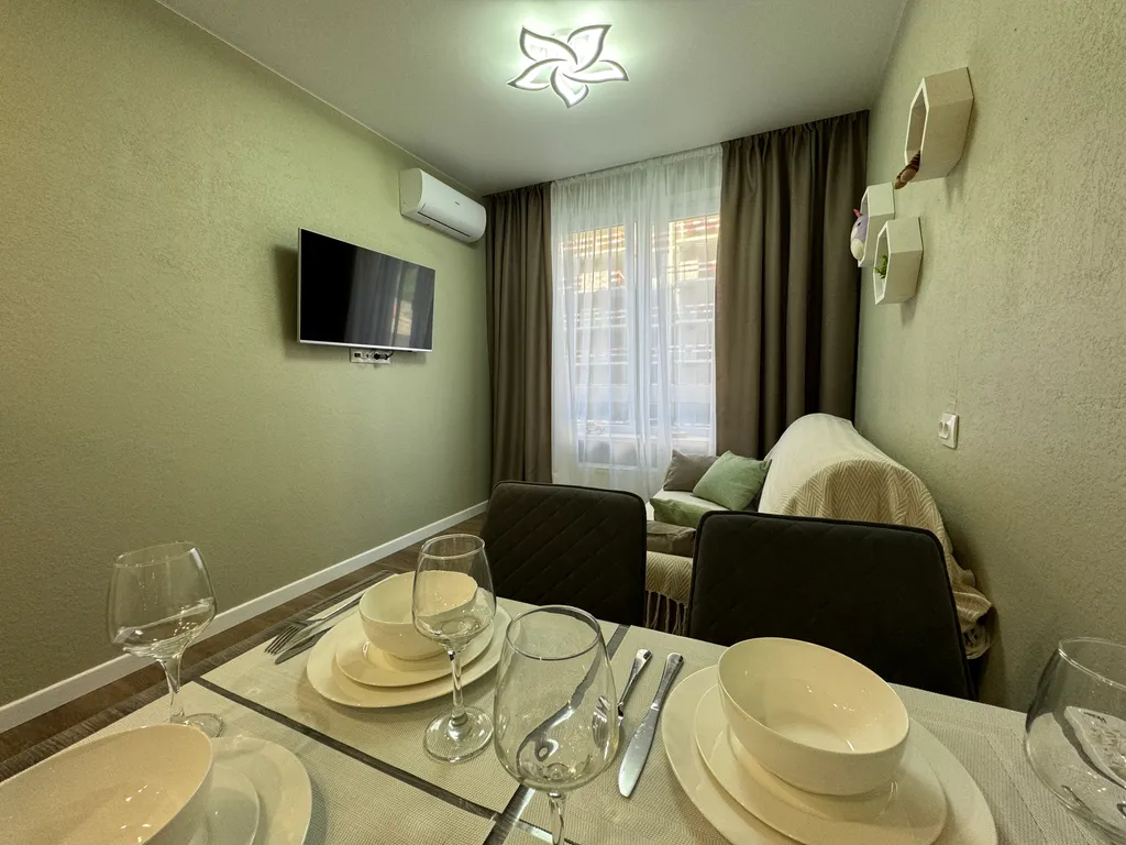 Квартира с новым ремонтом в 5 минутах от моря на а/м