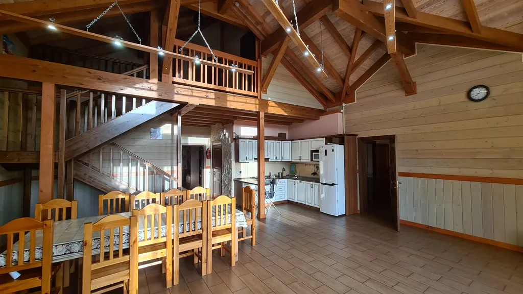 4-комнатный Дом