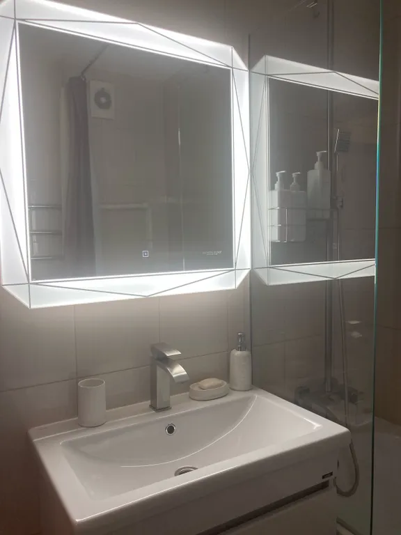 Студия у метро