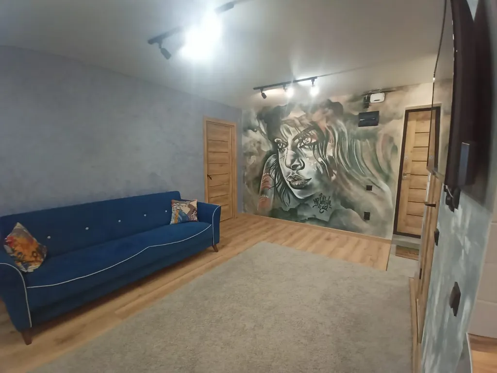 Отличная квартира возле жд вокзала и авиацентра