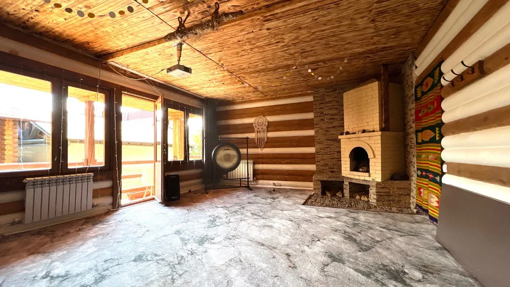 Аутентичный номер standard с балконом, видом на горы, с ванной, №2