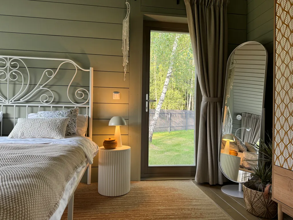 Уютный загородный дом в тишине