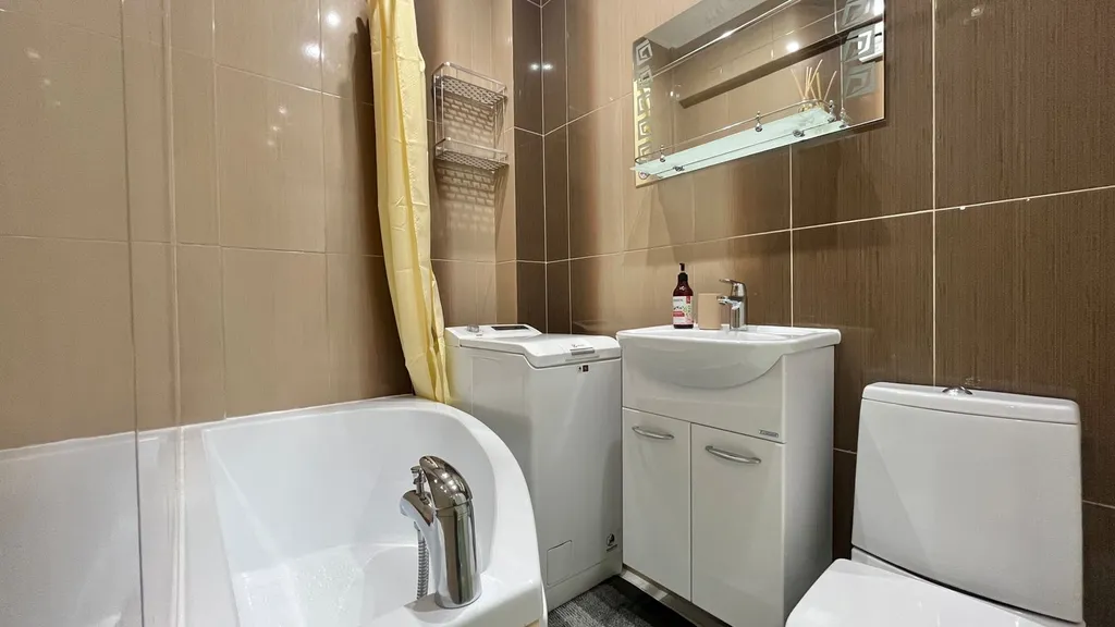 Апартамент с бассейном на крыше в центре Сочи