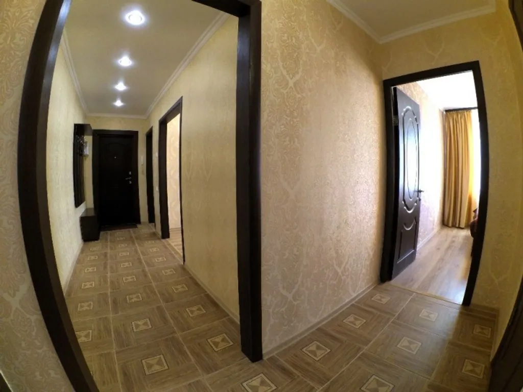 Квартира 3-комнатная Квартира — Казань