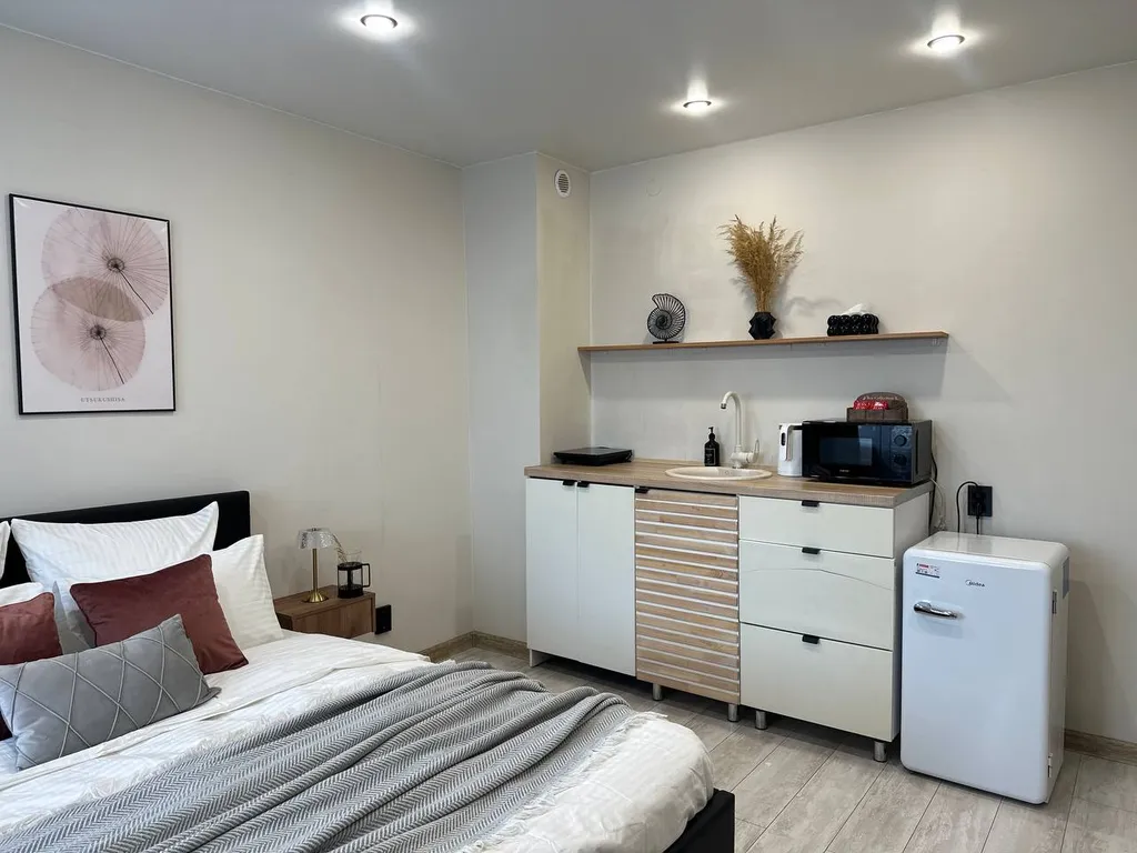 Уютная студия в центре, с видом на реку