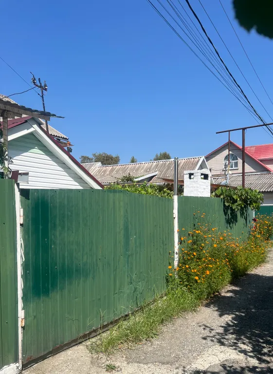 Коттедж Домик под ключ со двором — Сочи