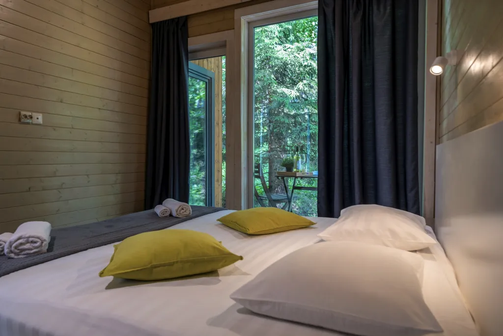 Дом с видом на лес