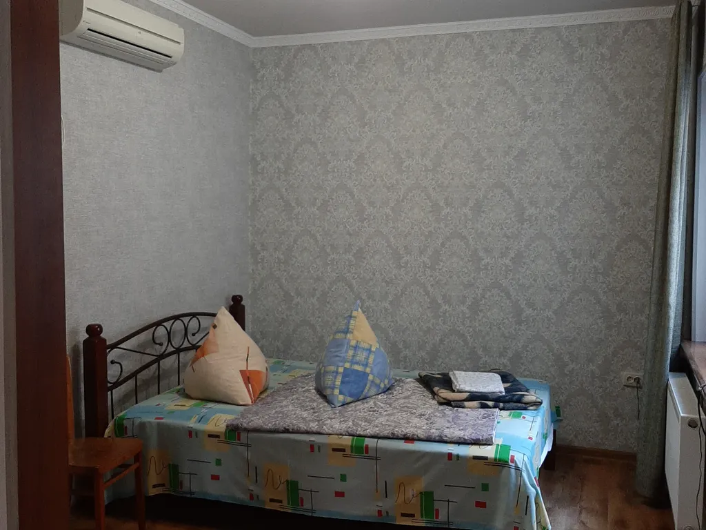 Квартира 2-комнатная Квартира — Евпатория