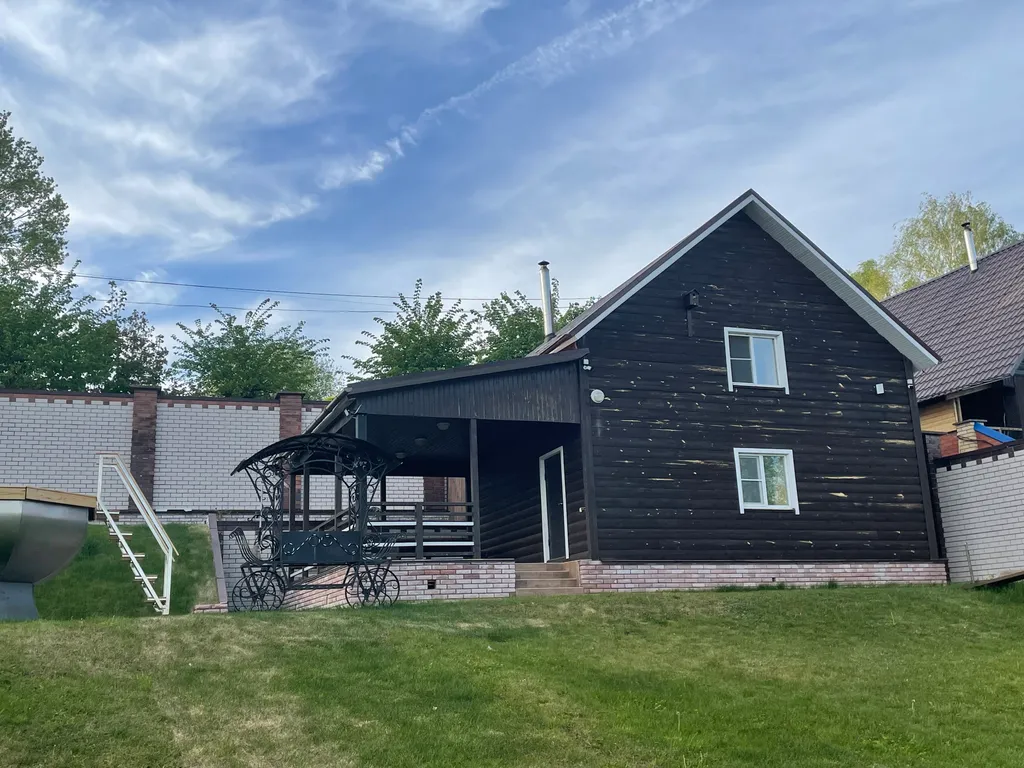 Дом на реке Волга