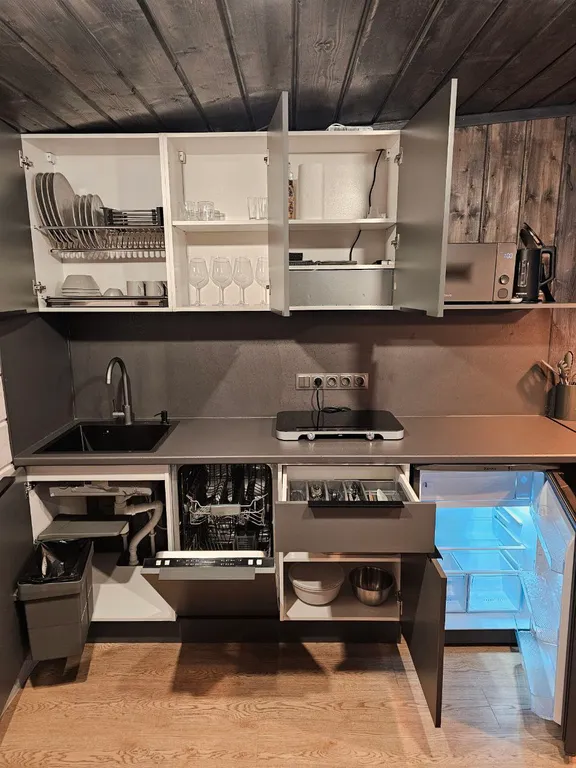 Коттедж Вилла Yksi c видом на озеро и зоной барбекю — Приозерск