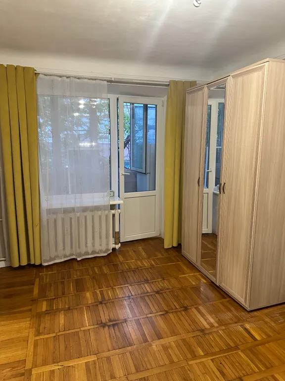 Однокомнатная квартира, в хорошем районе, возле краевой больницы