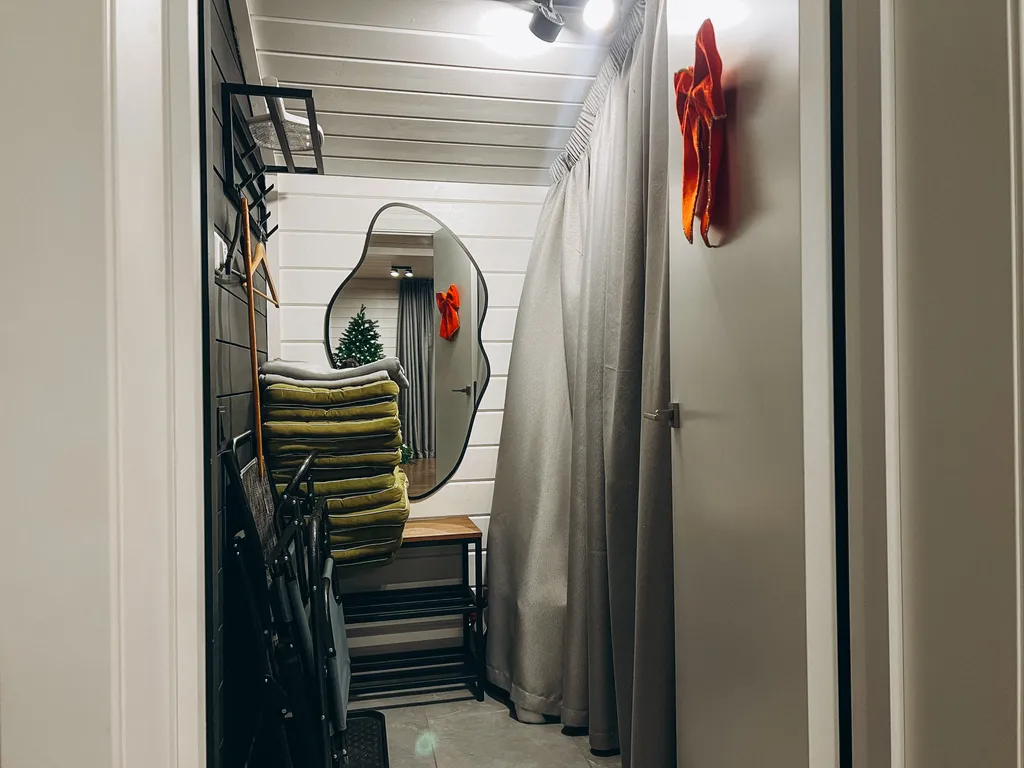 Дизайнерский дом с гриль-мангалом, сауной и большой террасой