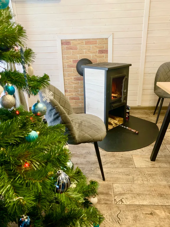 Семейная дача с сауной и камином