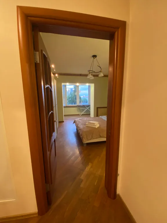 Двухкомнатная квартира рядом с АРТ квадратом