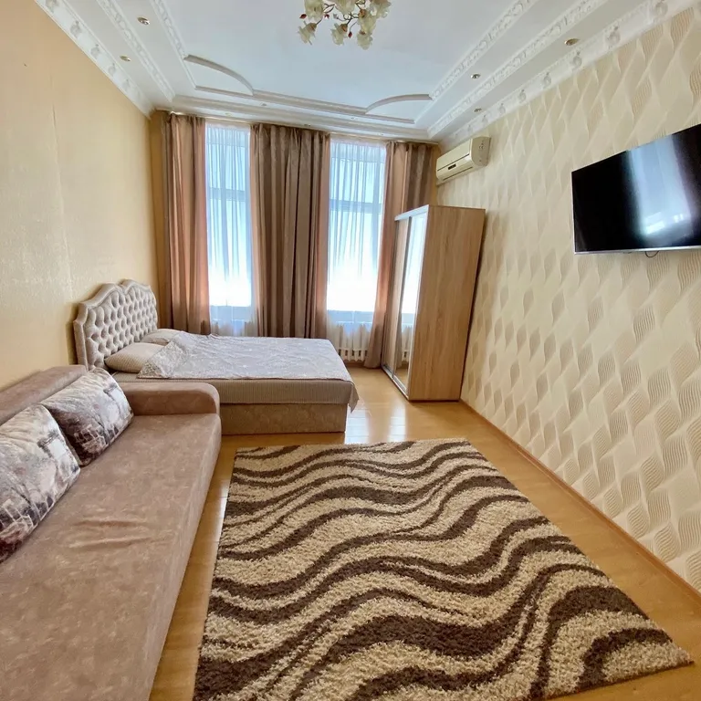 Квартира 2-комнатные апартаменты в 100 метрах от лучшего пляжа Ялты — аренда посуточно в Ялта