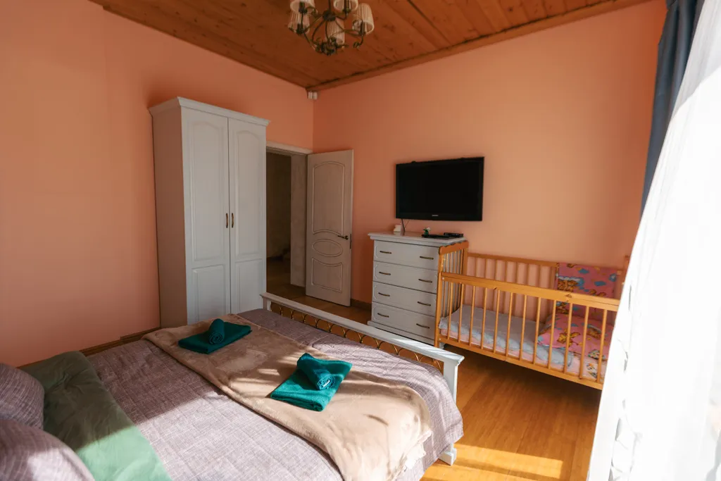 Современный дом в тихом месте