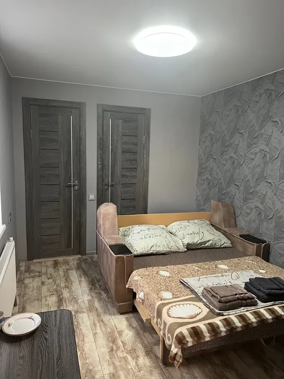 Квартира Квартира 2-х комнатный номер на 3-4 человека с санузлом без кухни — Судак