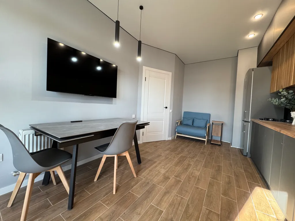 Современная, уютная квартира с видом на море