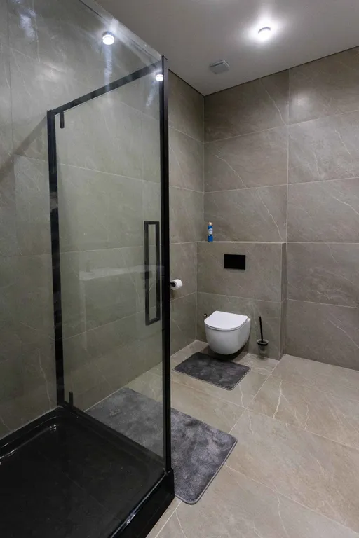 Уединенная вилла в окружении гор на Черноморском побережье