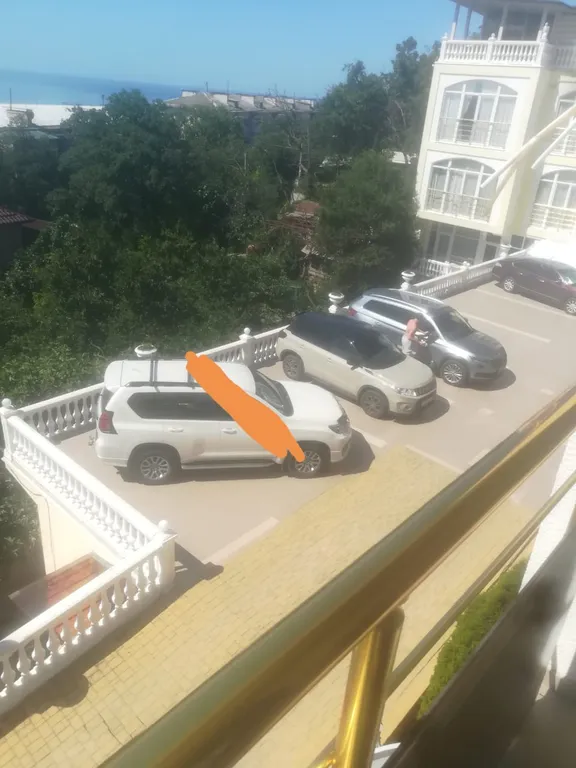 Уютная квартира на Вилле Дельмар с можевельником со стороны лоджии