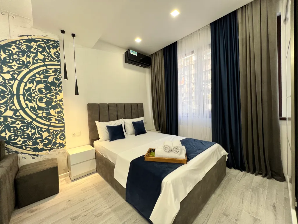 Modern Studio By Republic Square -Unique Charm