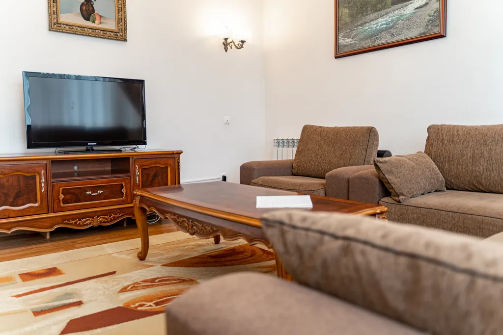 Дизайнерские апартаменты с кухней