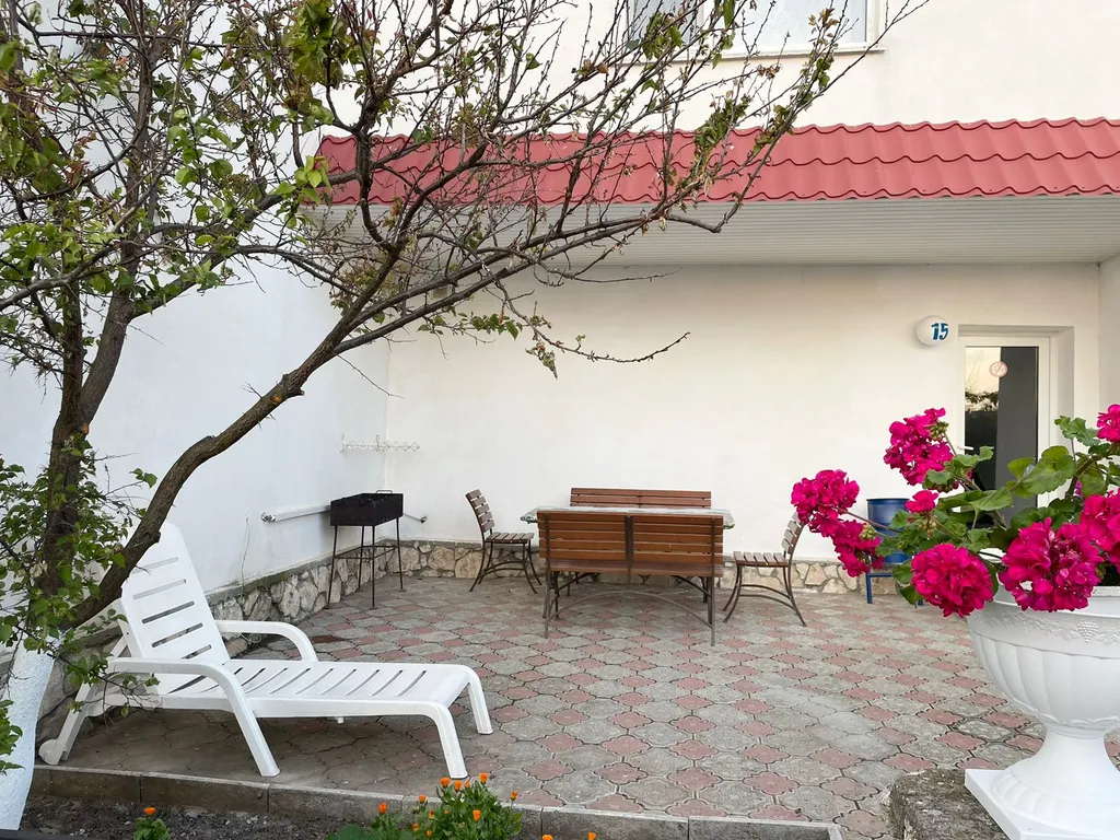 Коттедж 3-комнатный Дом — аренда посуточно в Оленевка