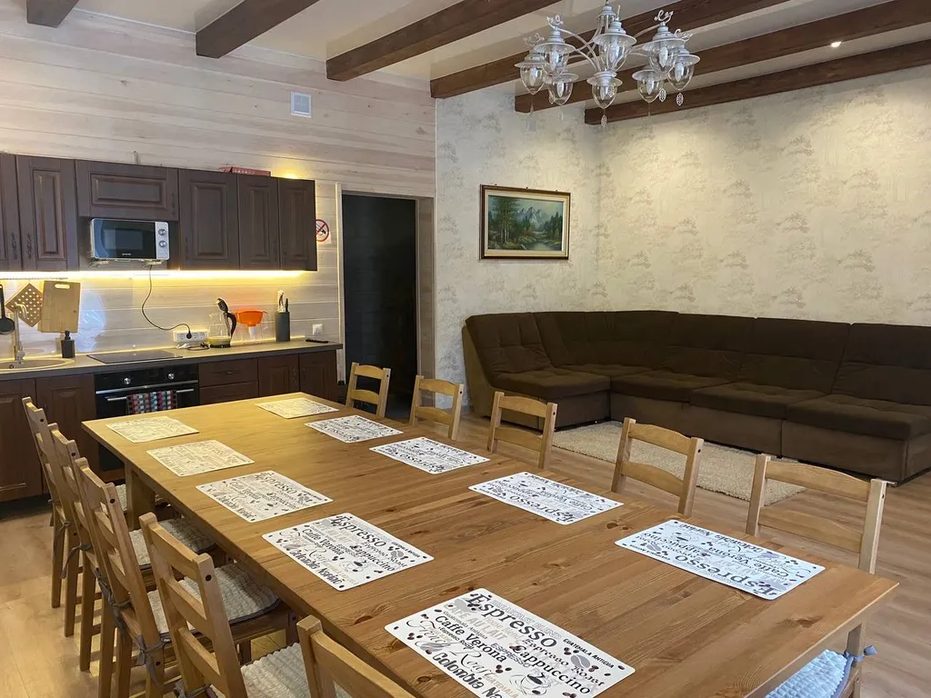 6-комнатный Дом